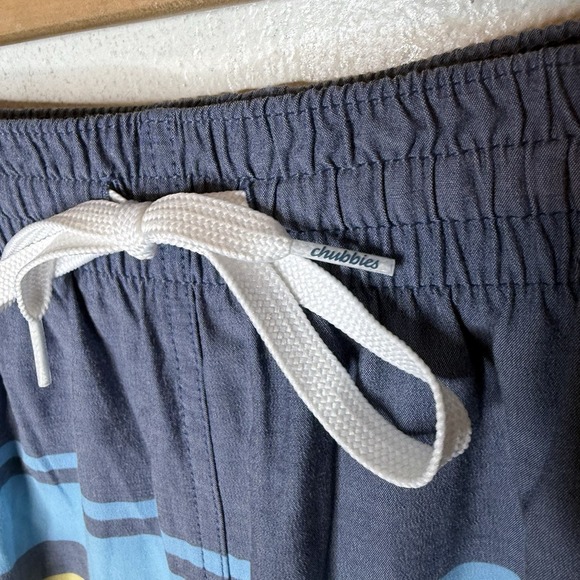 Chubbies The Retro‎ Sets 4" Inseam Swim Trunks Shorts Men's XL Striped Colorful - Picture 3 of 11